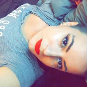 Meet your Posher, Molly